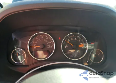 2014 Jeep Compass Latitude z USA, uszkodzony, nr VIN 1C4NJDEB8ED689130